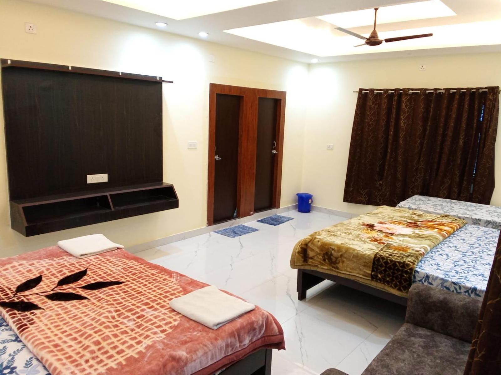 Kaka Guest House Ayodhya Экстерьер фото